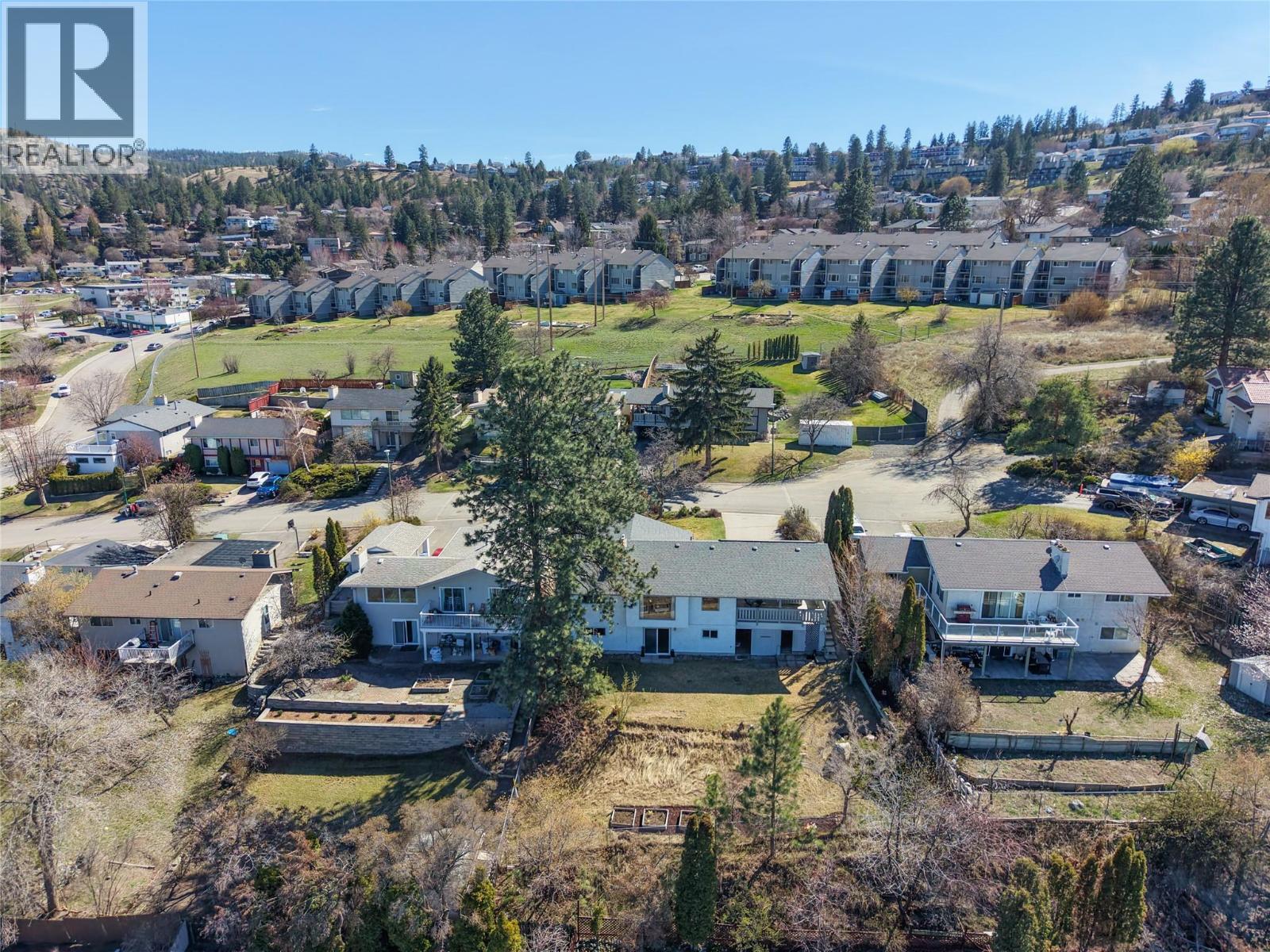 300 GORDONHORN Crescent - 62