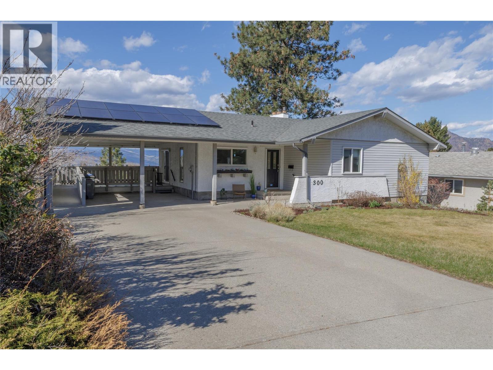 300 GORDONHORN CRESCENT - 70