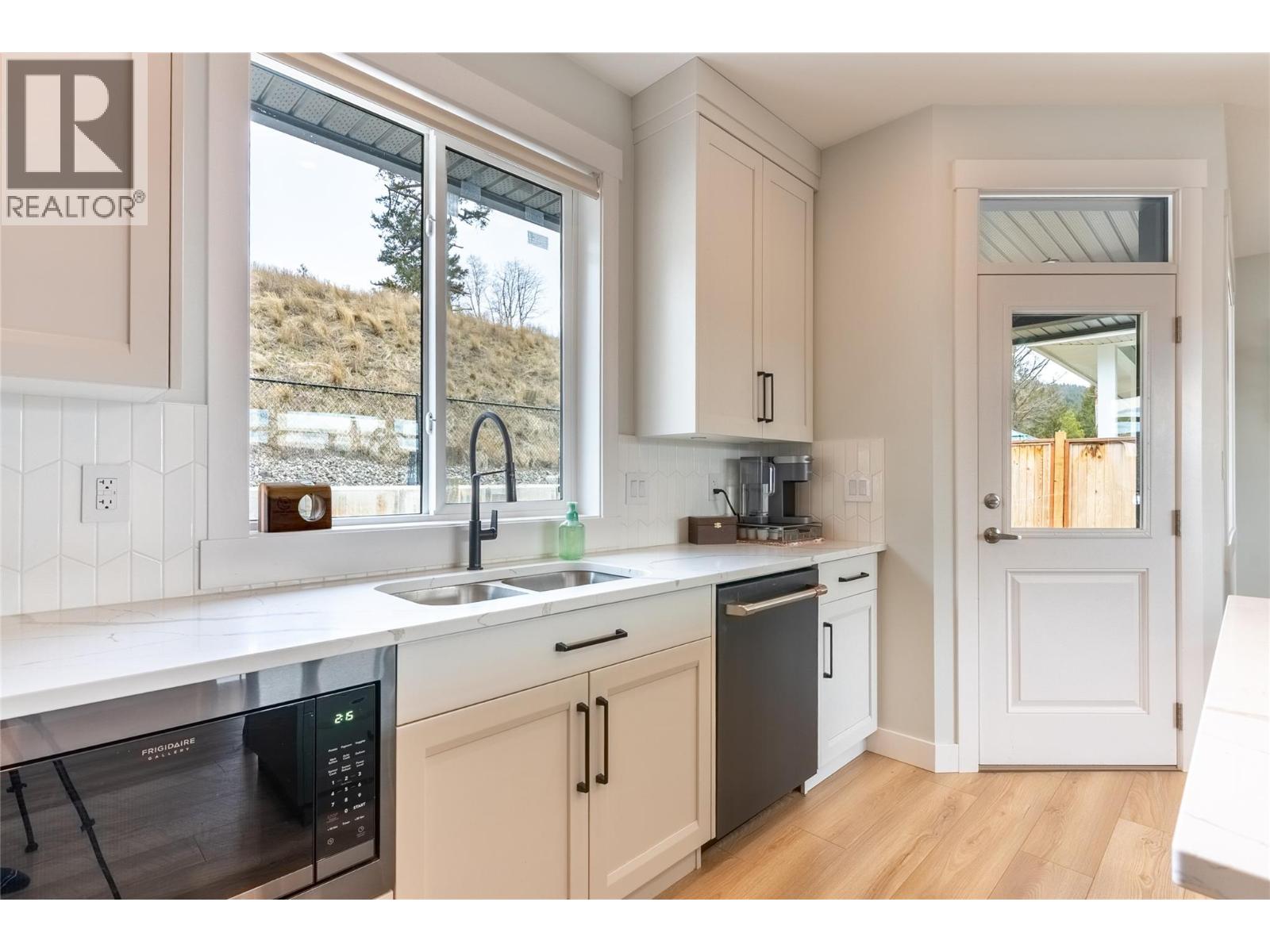 503 POPLAR DRIVE - 11