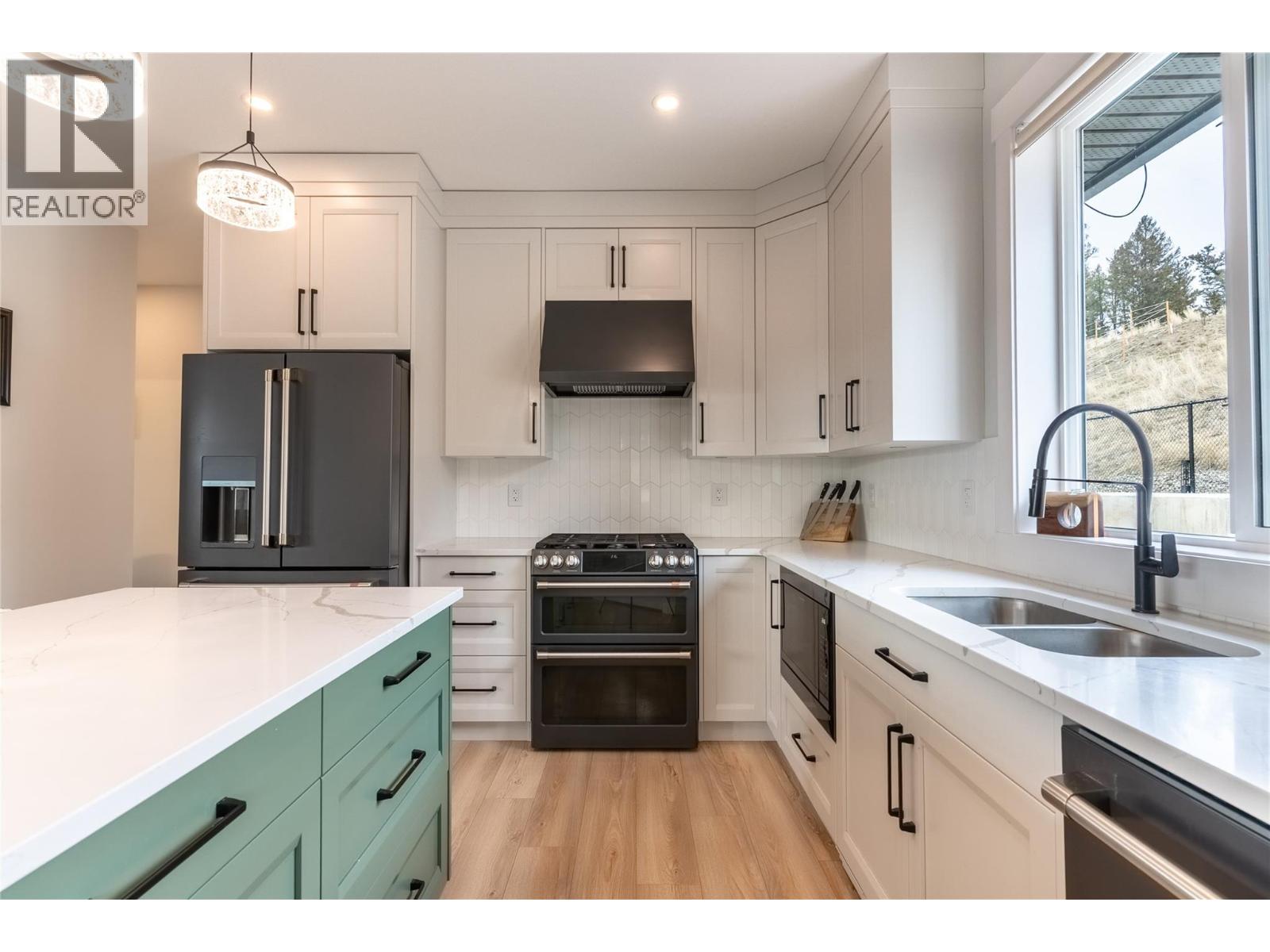 503 POPLAR DRIVE - 12