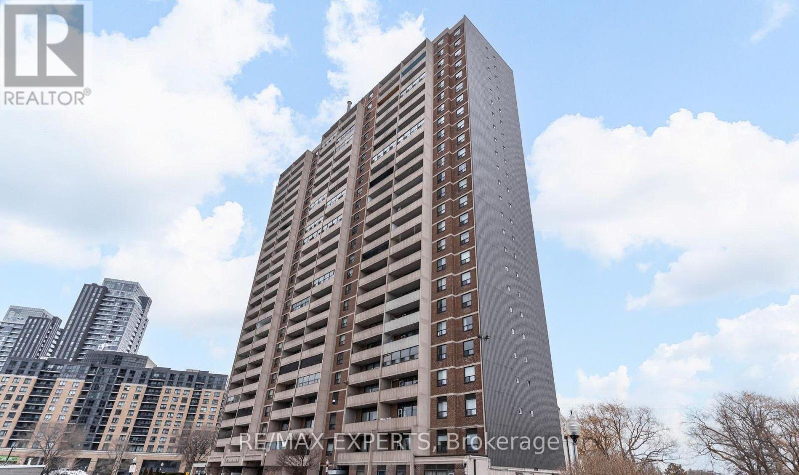 Listing photo of 2304 - 3390 WESTON ROAD