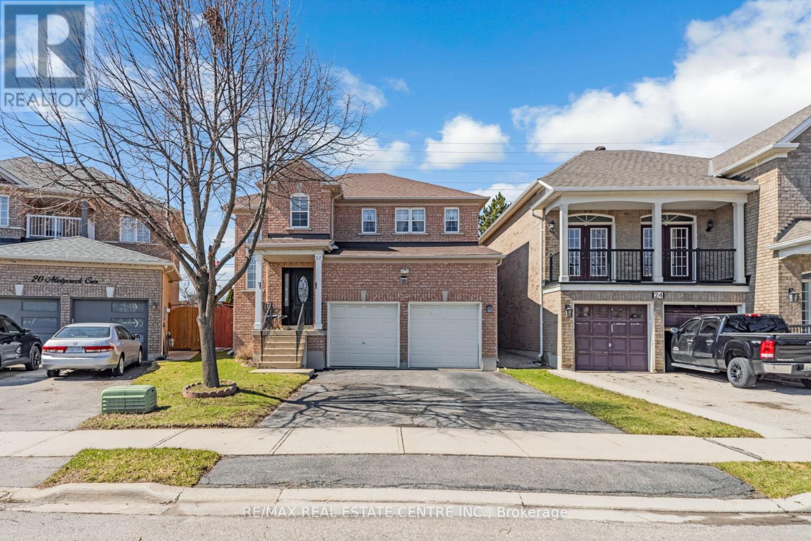 22 MISTYCREEK CRESCENT - 1