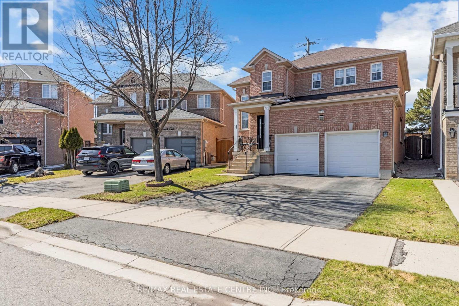 22 MISTYCREEK CRESCENT - 2