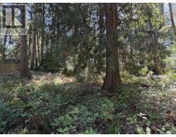 11 Pirate Pl, Protection Island, BC V9R6R1 Photo 10