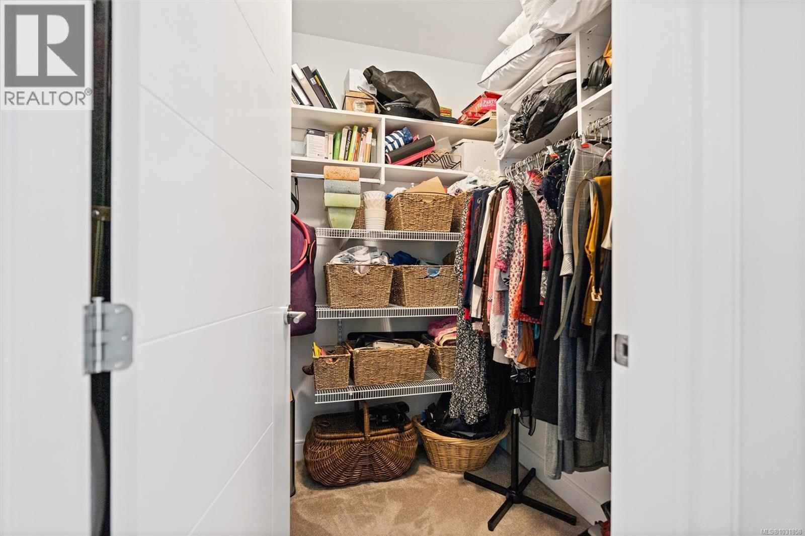 #301 1311 LAKEPOINT WAY - 15