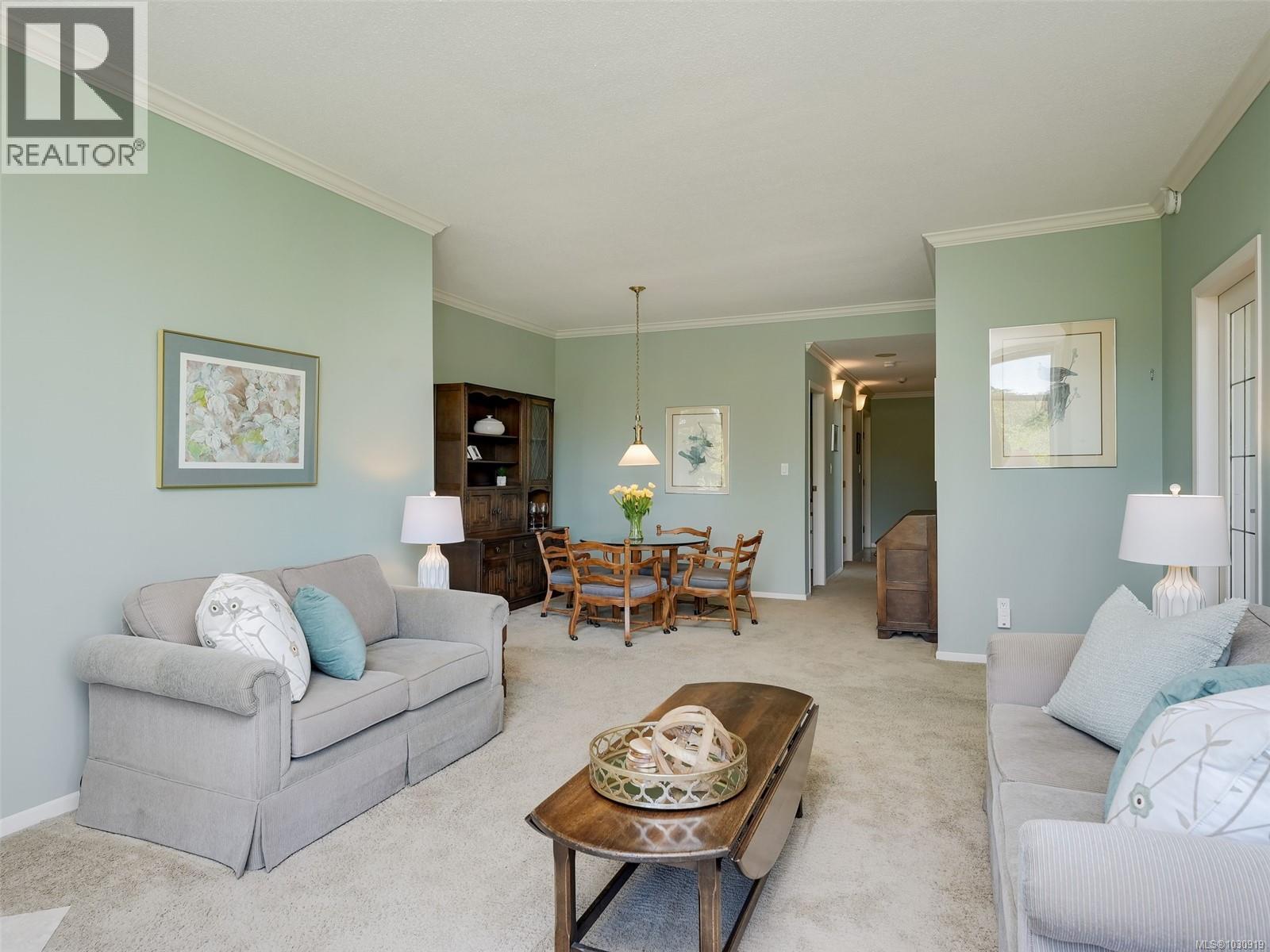 #460 188 DOUGLAS ST - 4