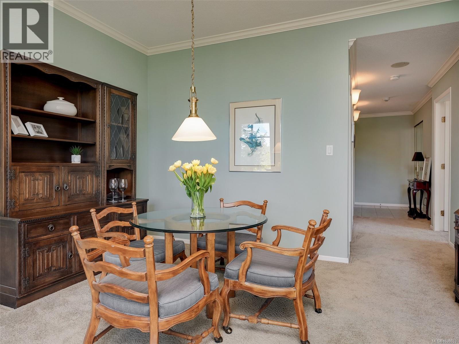 #460 188 DOUGLAS ST - 6