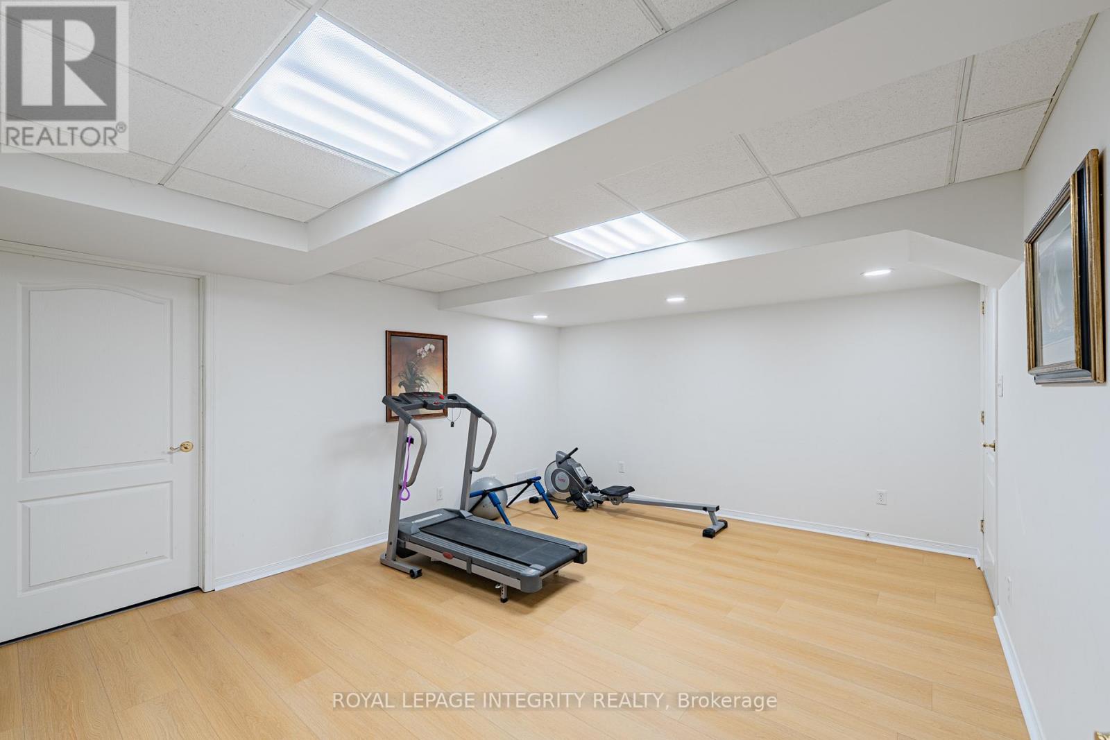 1 NORTHGATE STREET - 32