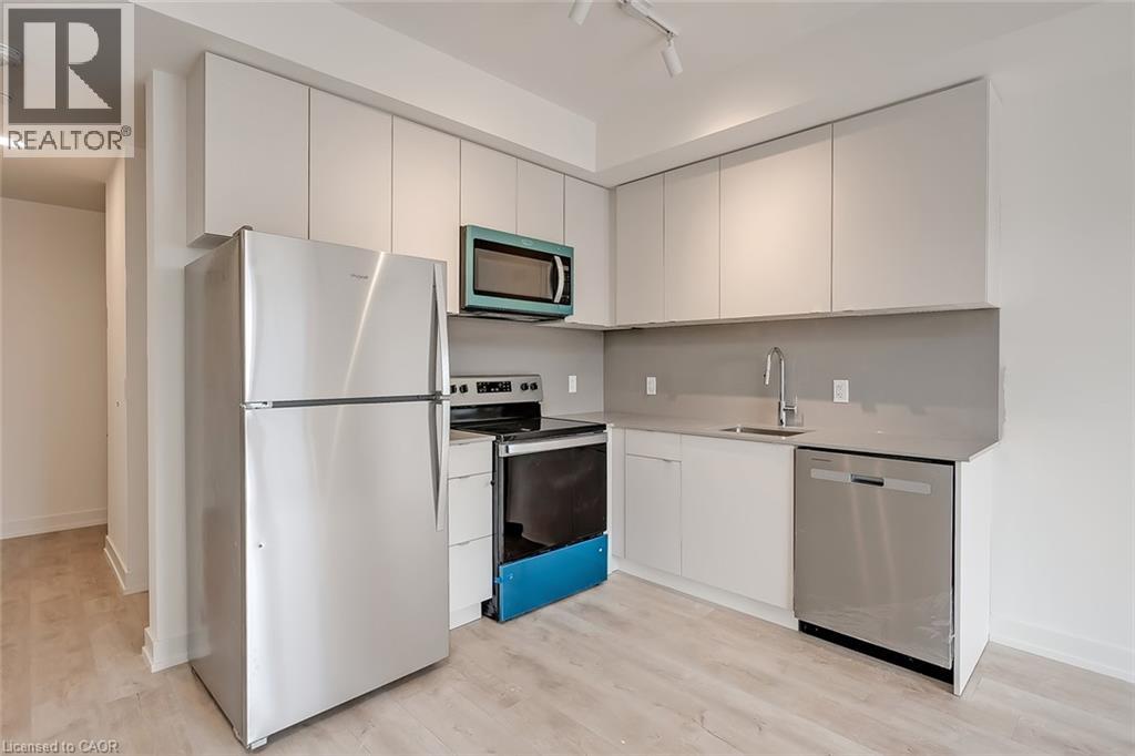 #311B 16 MELBOURNE Avenue - 12