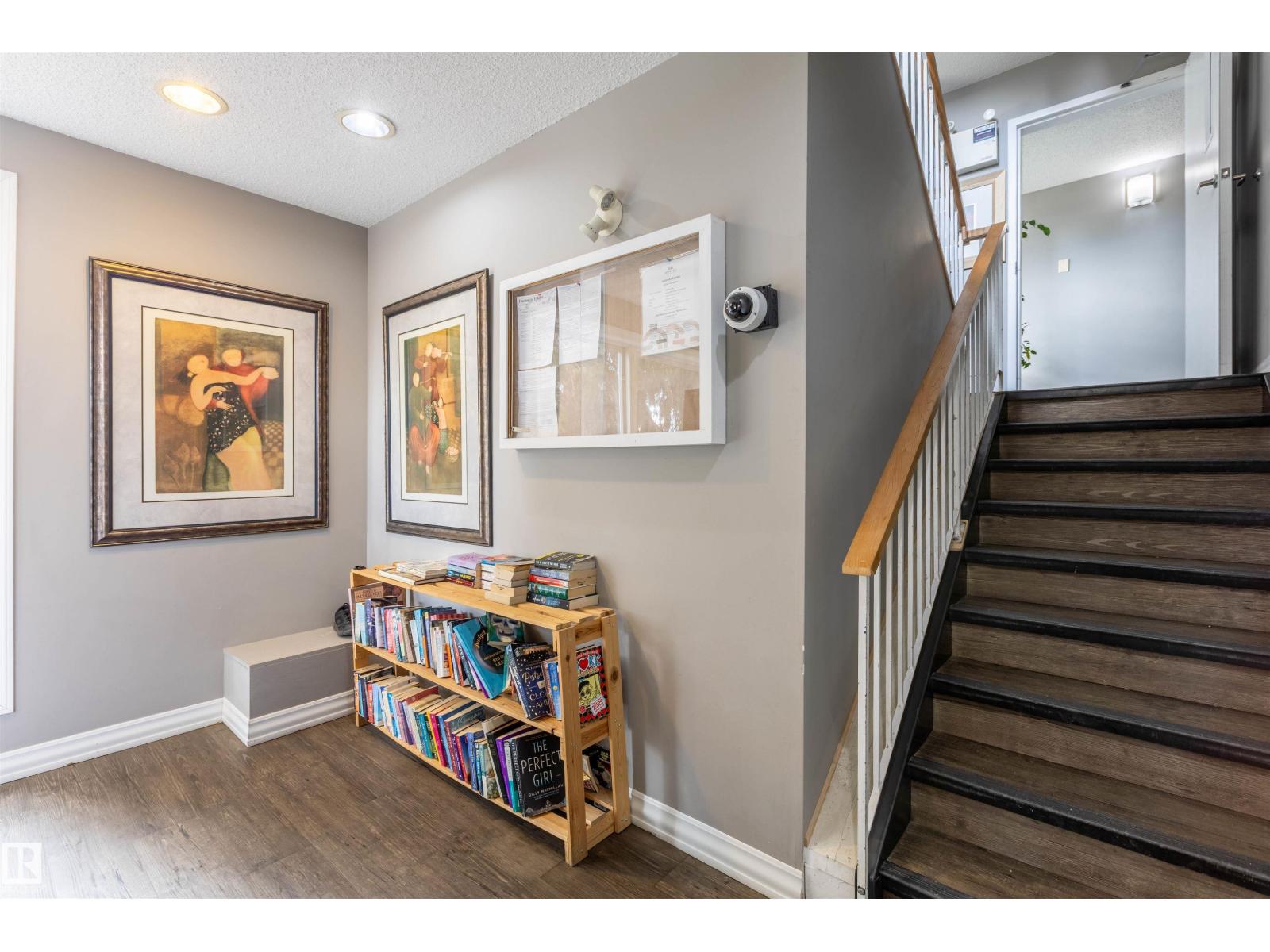 #109 105 McKenney AV, St. Albert