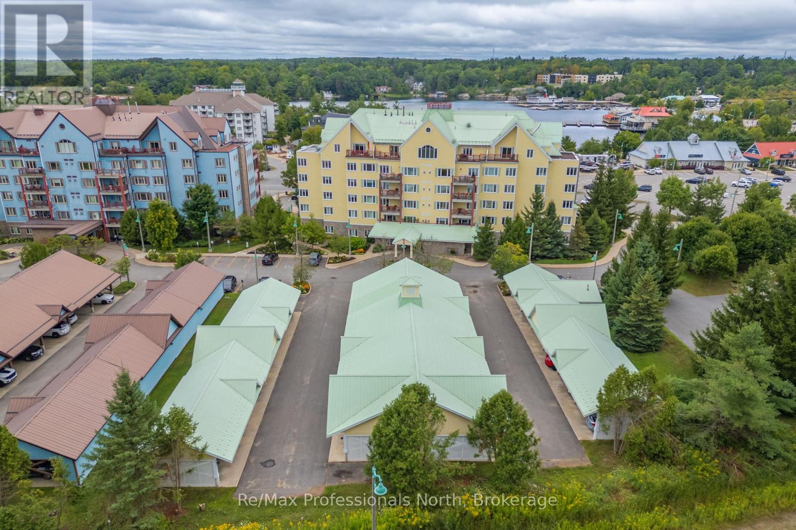 #207 110 STEAMSHIP BAY ROAD - 26