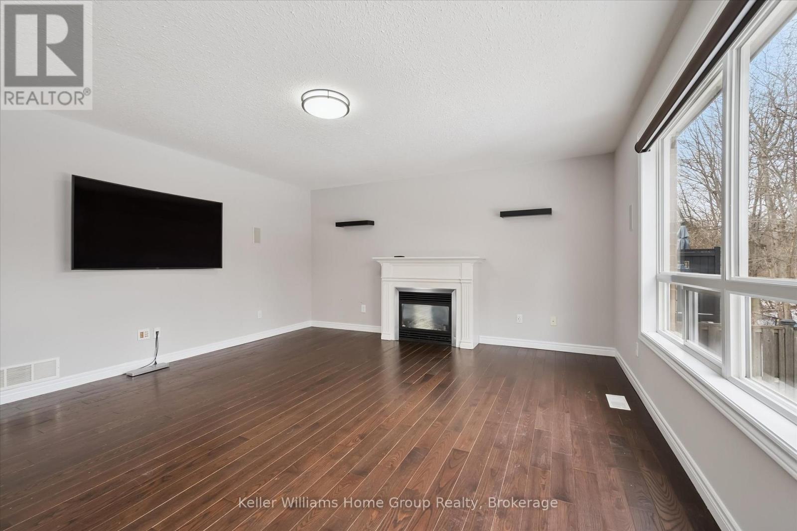 616 BLACK STREET - 18