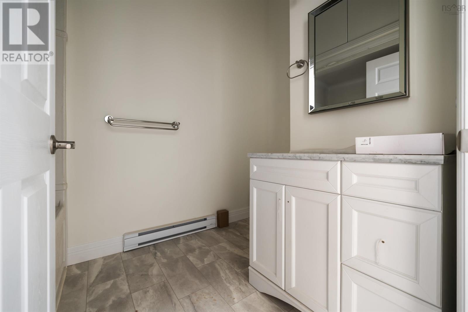 Property 4 of 20 of 9 SUMMER HILL Place