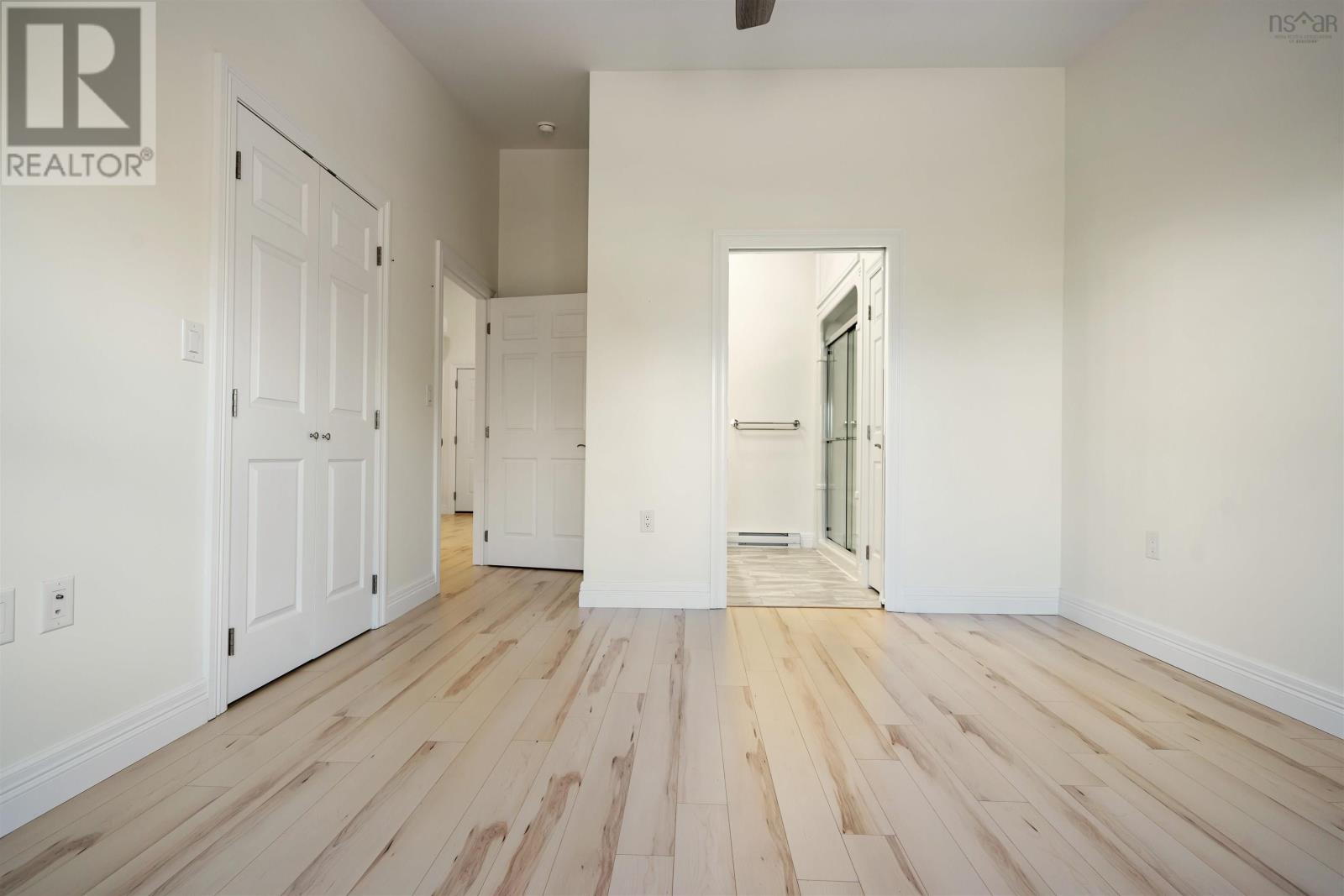 Property 19 of 24 of 12 SUMMER HILL Place