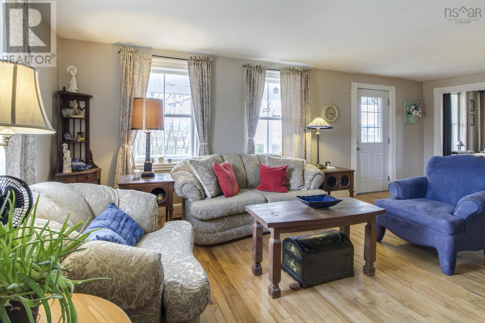 Property 8 of 50 of 6209 Highway 1