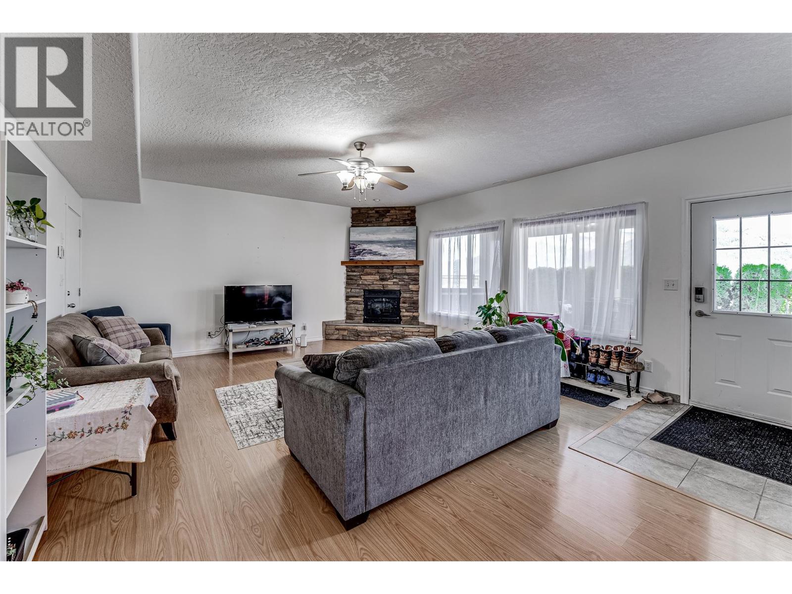 108 Red Rock Crescent, Enderby