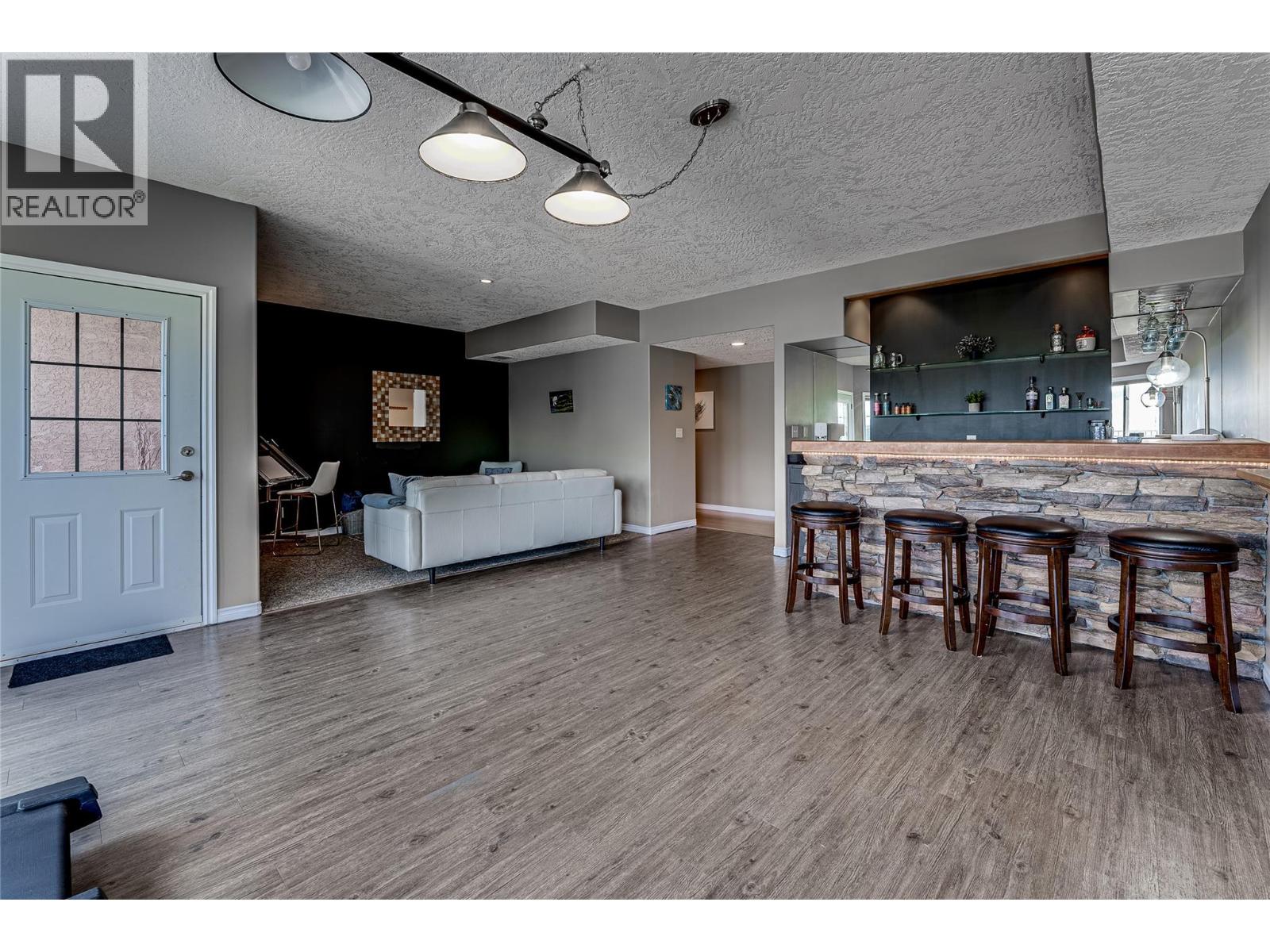 108 Red Rock Crescent, Enderby