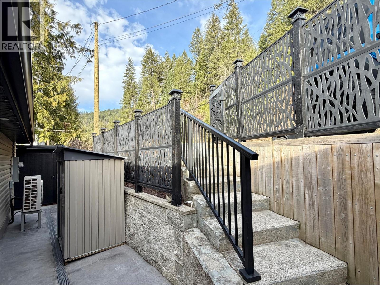 3127 EAST LAKE DRIVE - 34