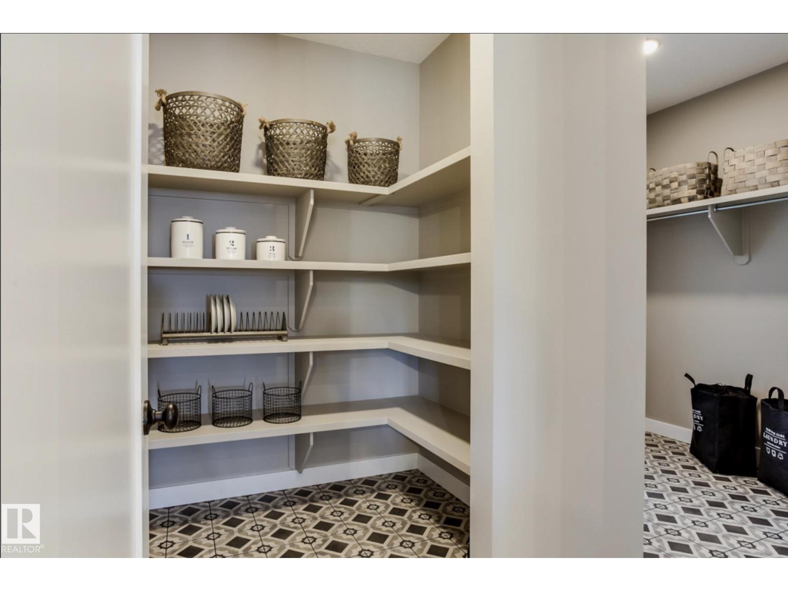 100 Redpoll Wynd, St. Albert