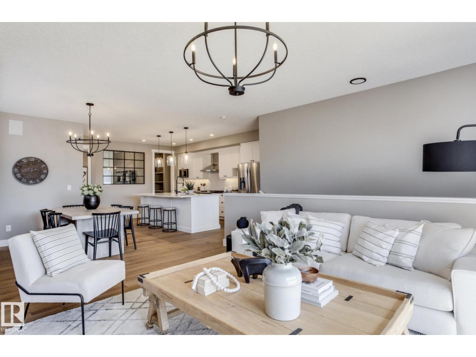 100 Redpoll Wynd, St. Albert