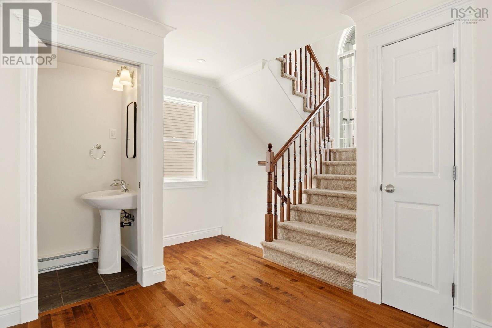 Property 24 of 33 of 94 Cutter Drive