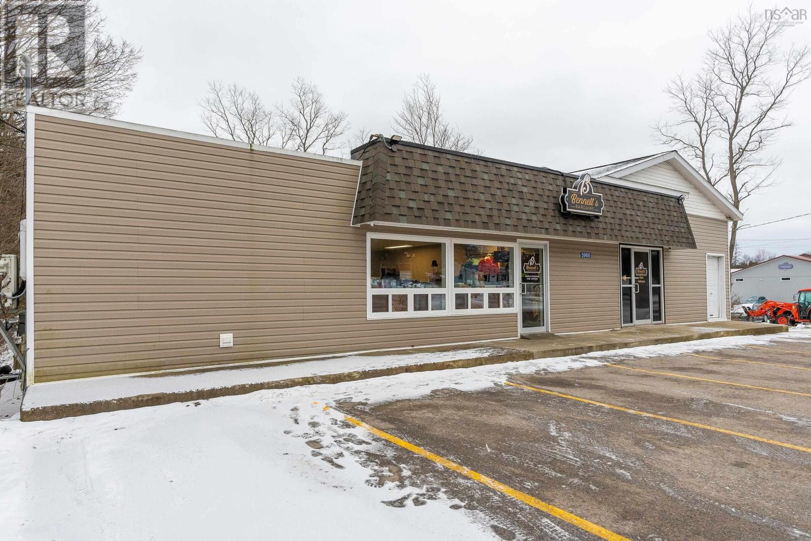 Property 15 of 23 of 5968 Highway 1