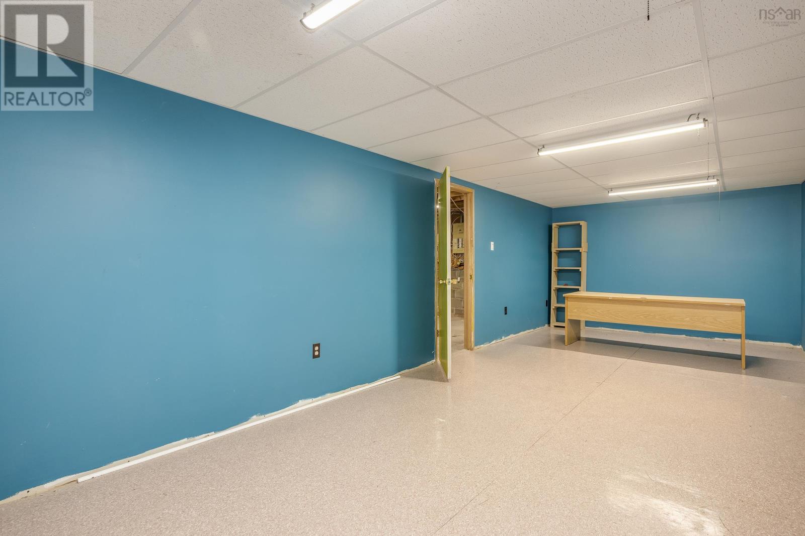 Property 5 of 23 of 5968 Highway 1