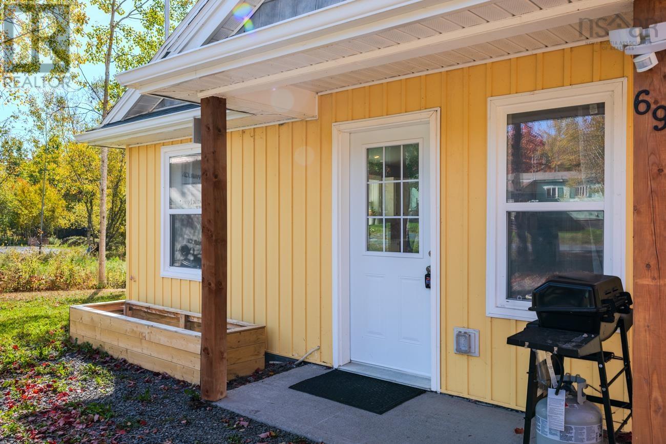 Property 4 of 39 of 69 OCEAN BEACH Road