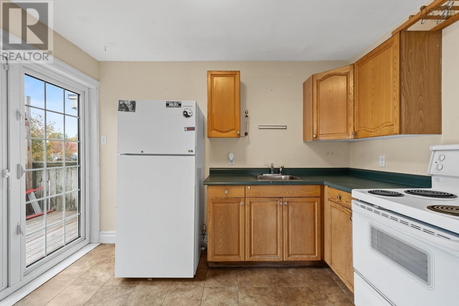 Property 24 of 51 of 6135 North Street