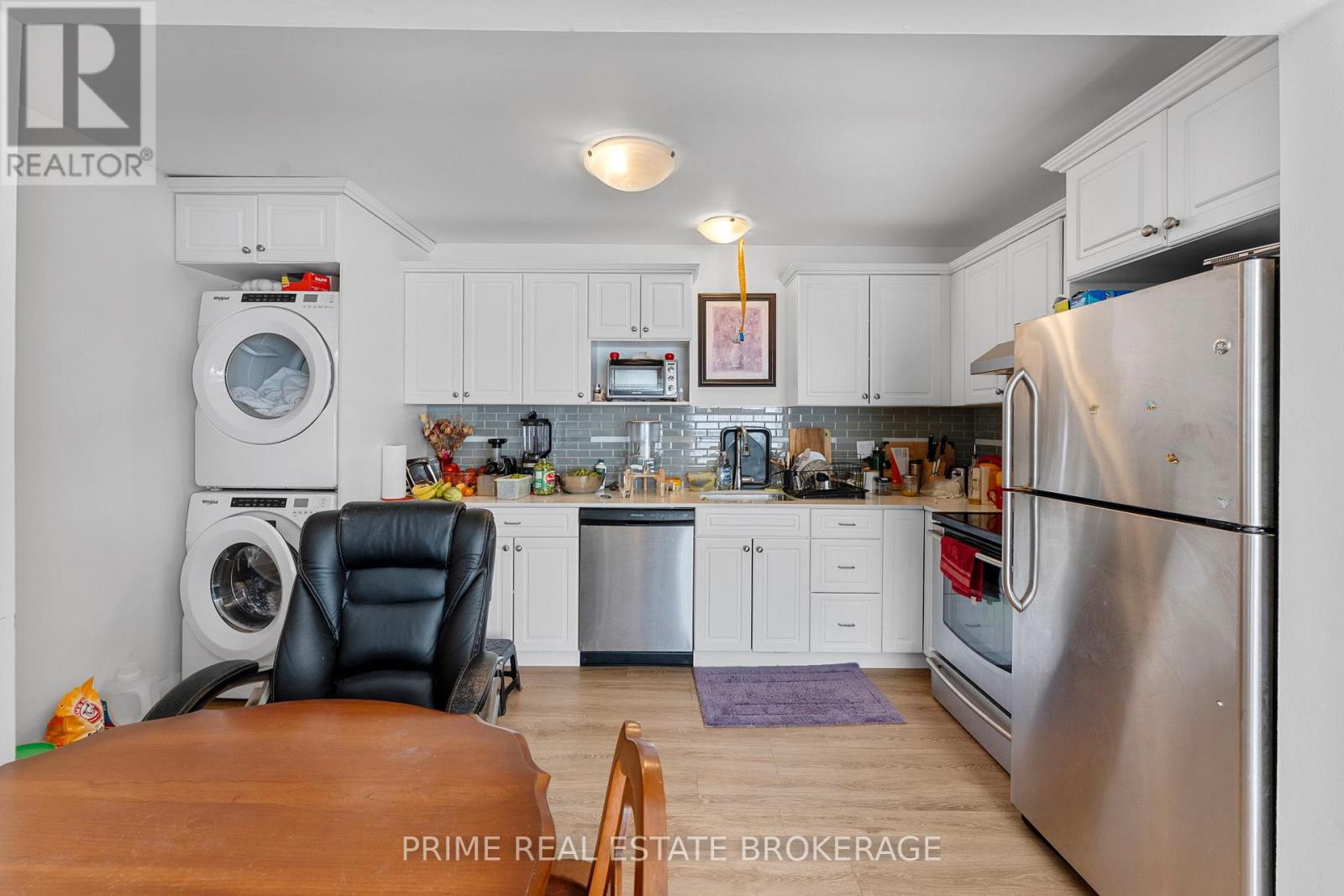 231 GREENWOOD AVENUE - 32