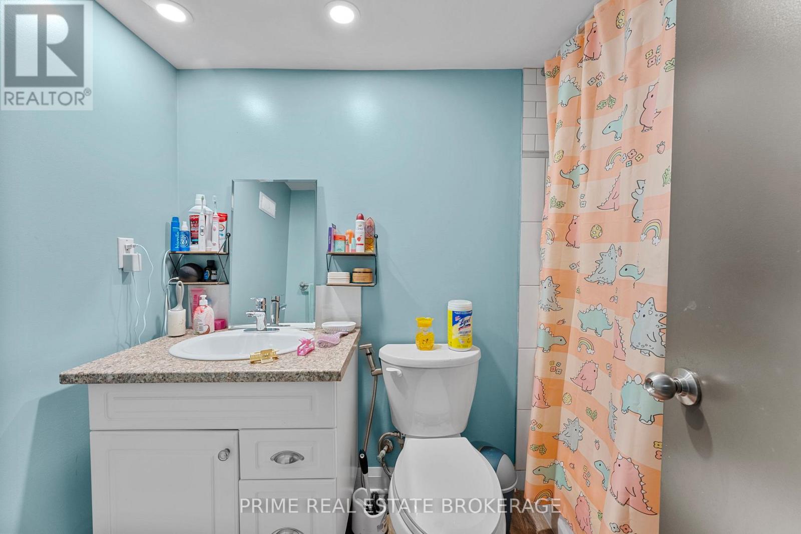 231 GREENWOOD AVENUE - 30