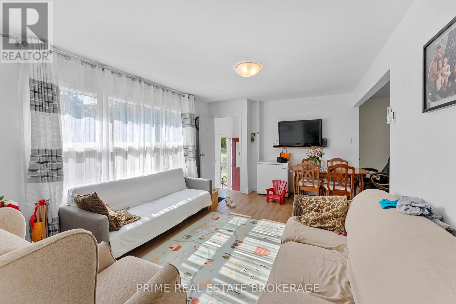 231 GREENWOOD AVENUE - 36