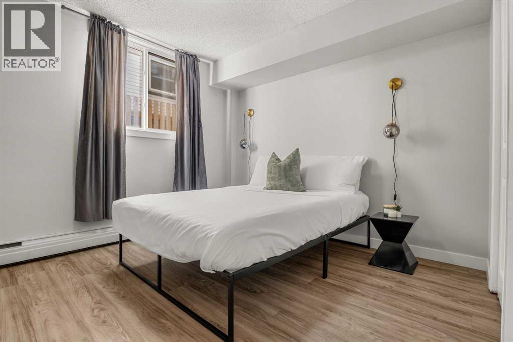 #101 313 20 AVENUE SW - 18