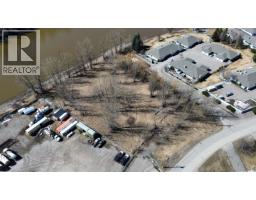 Photo 16 of 24, 757 PRESTON ROAD · Prince George, BC