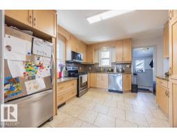 8736 76 Av Nw, Edmonton, AB T6C0J5 Photo 18