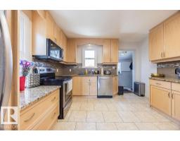 8736 76 Av Nw, Edmonton, AB T6C0J5 Photo 21