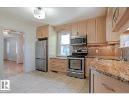8736 76 Av Nw, Edmonton, AB T6C0J5 Photo 23
