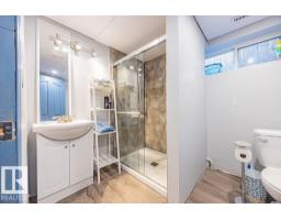 8736 76 Av Nw, Edmonton, AB T6C0J5 Photo 39