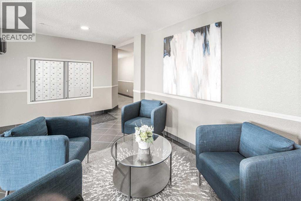 Single Family House for Sale in   Country Village Bay NE Country Hills Village Calgary 