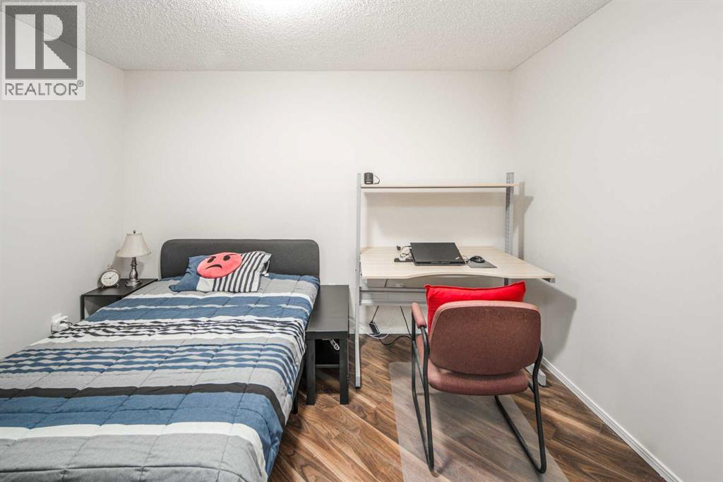 Single Family House for Sale in   Country Village Bay NE Country Hills Village Calgary 