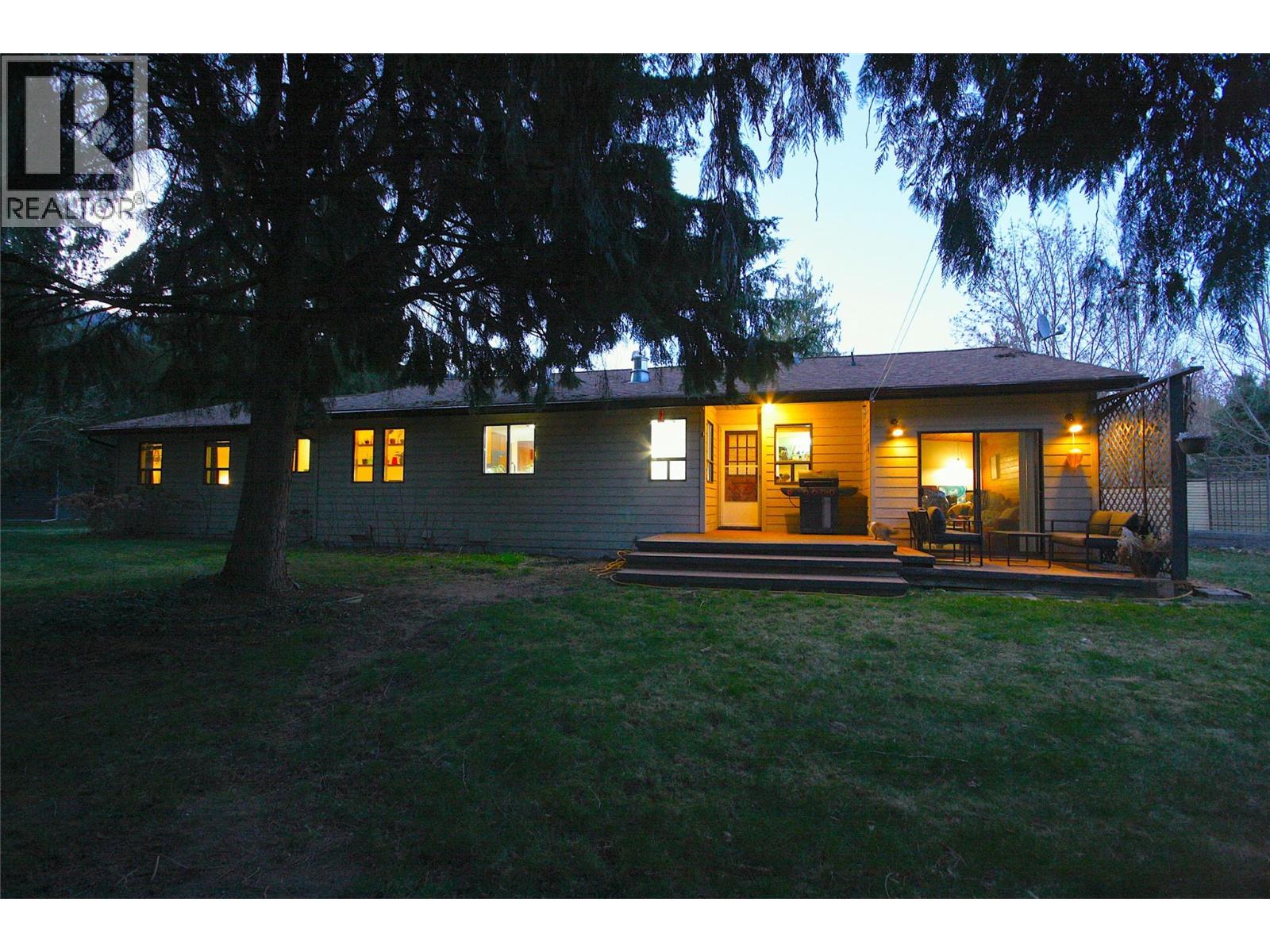 1402 AMHURST ROAD - 3