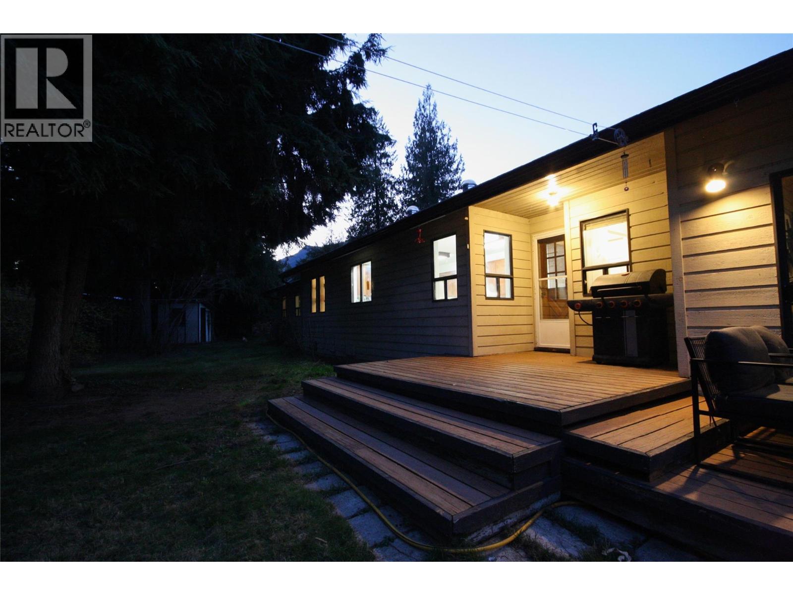 1402 AMHURST ROAD - 21