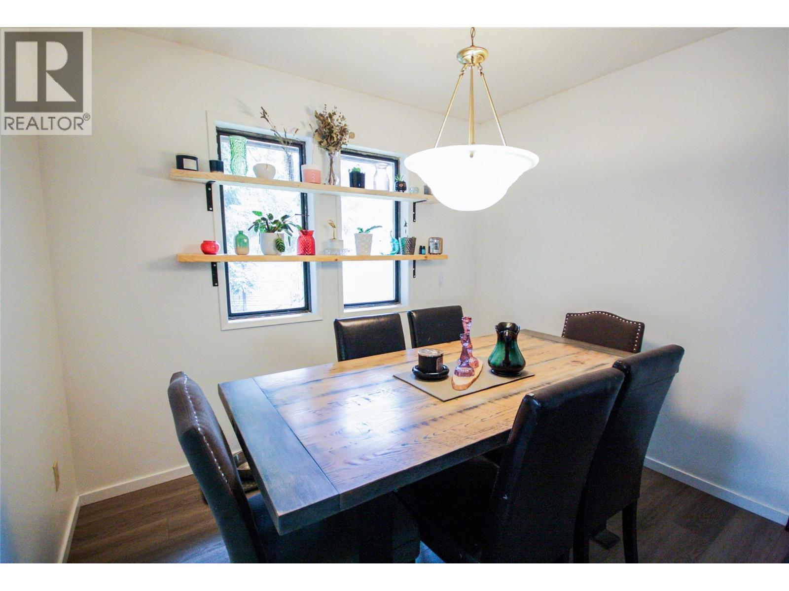 1402 AMHURST ROAD - 12