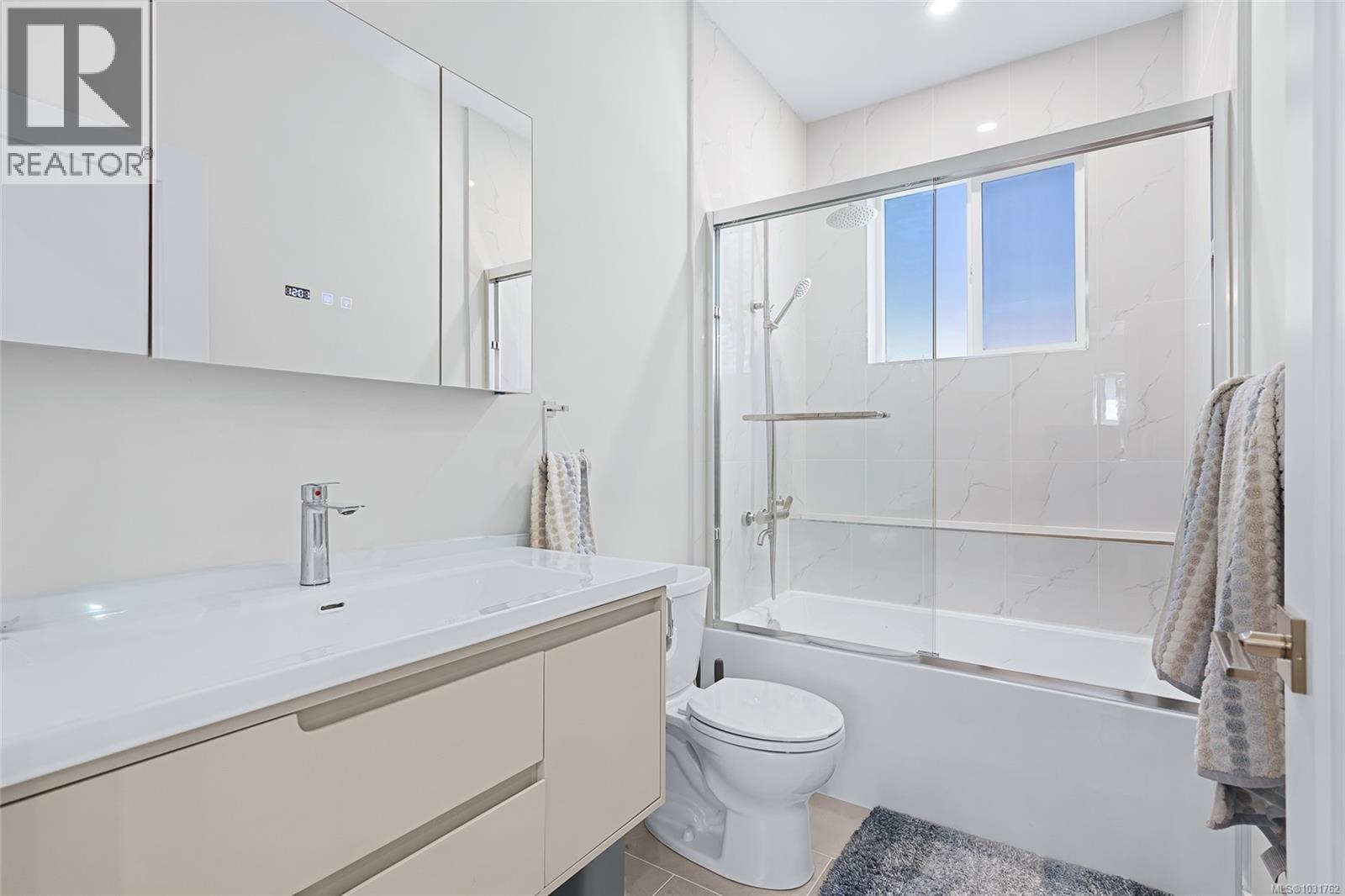 102 Linmark Way - 5