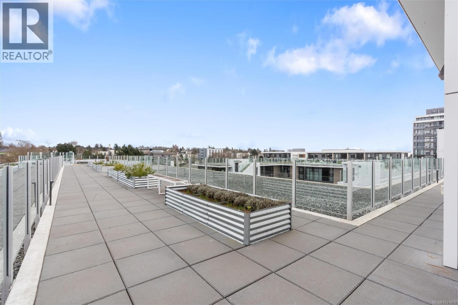 #N216 1105 PANDORA AVE - 33