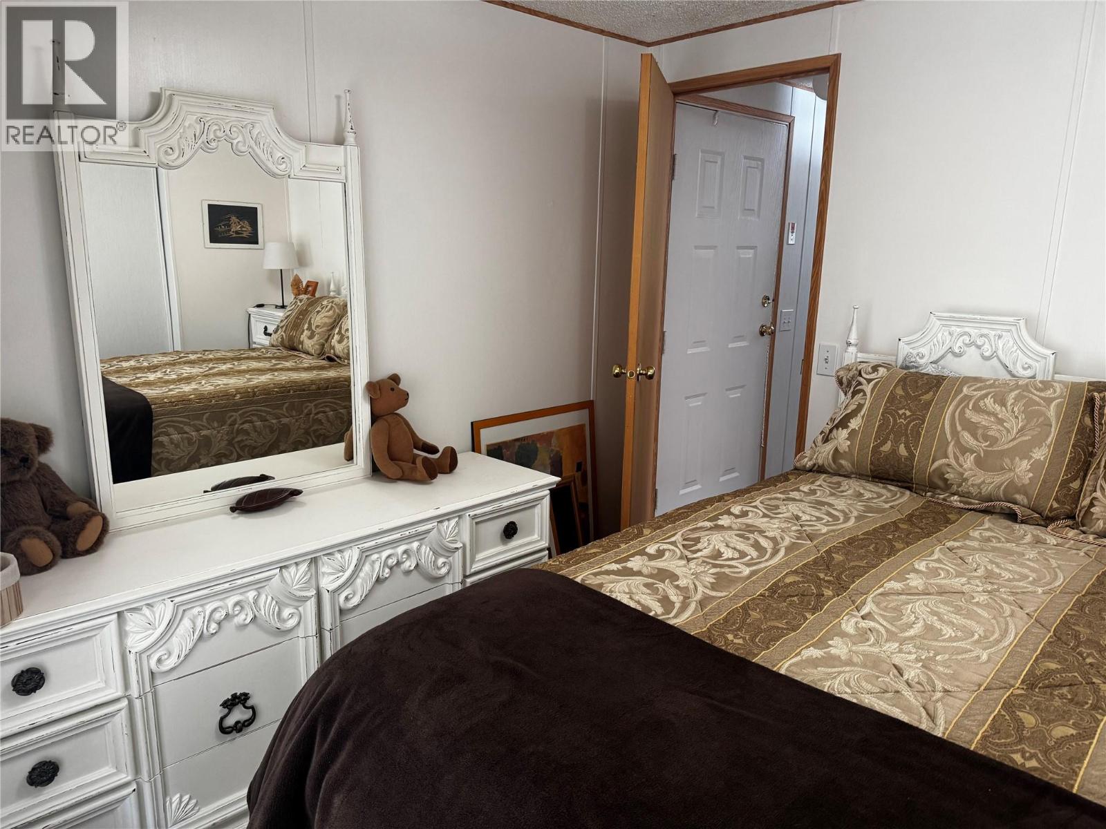 1766 SHORT ROAD - 15