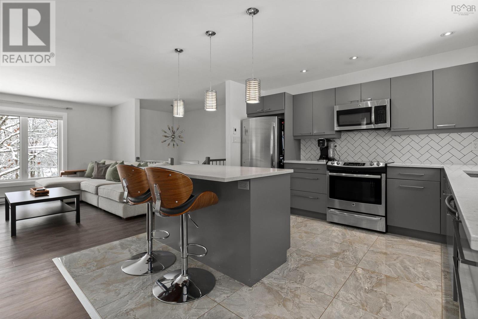 Property 33 of 34 of 212 Howe Avenue