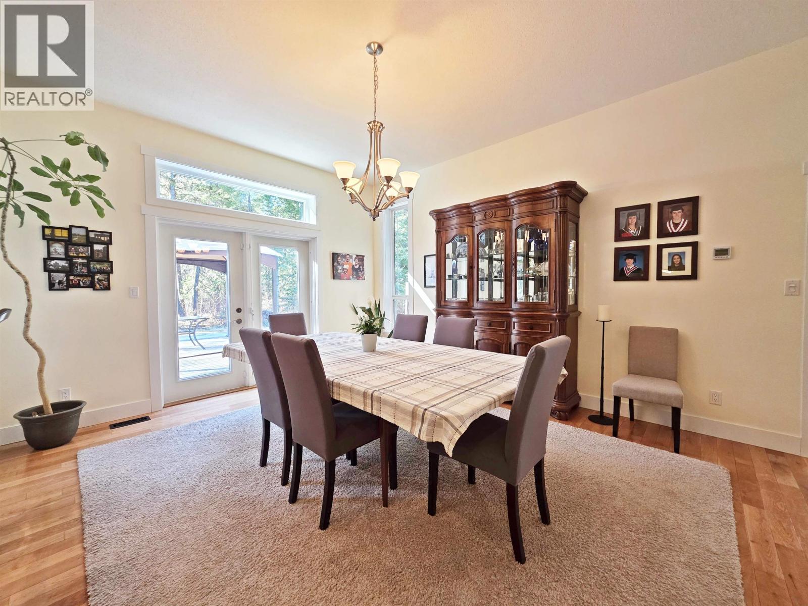 4762 CAROLYN ROAD — photo 22