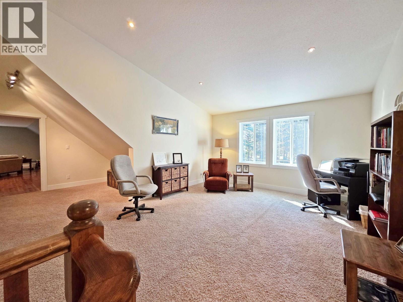 4762 CAROLYN ROAD - 33