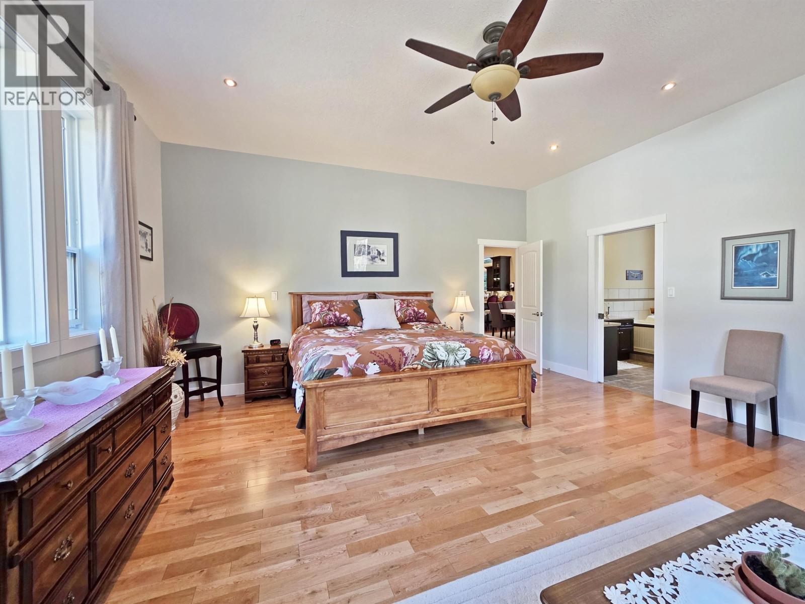 4762 CAROLYN ROAD - 29